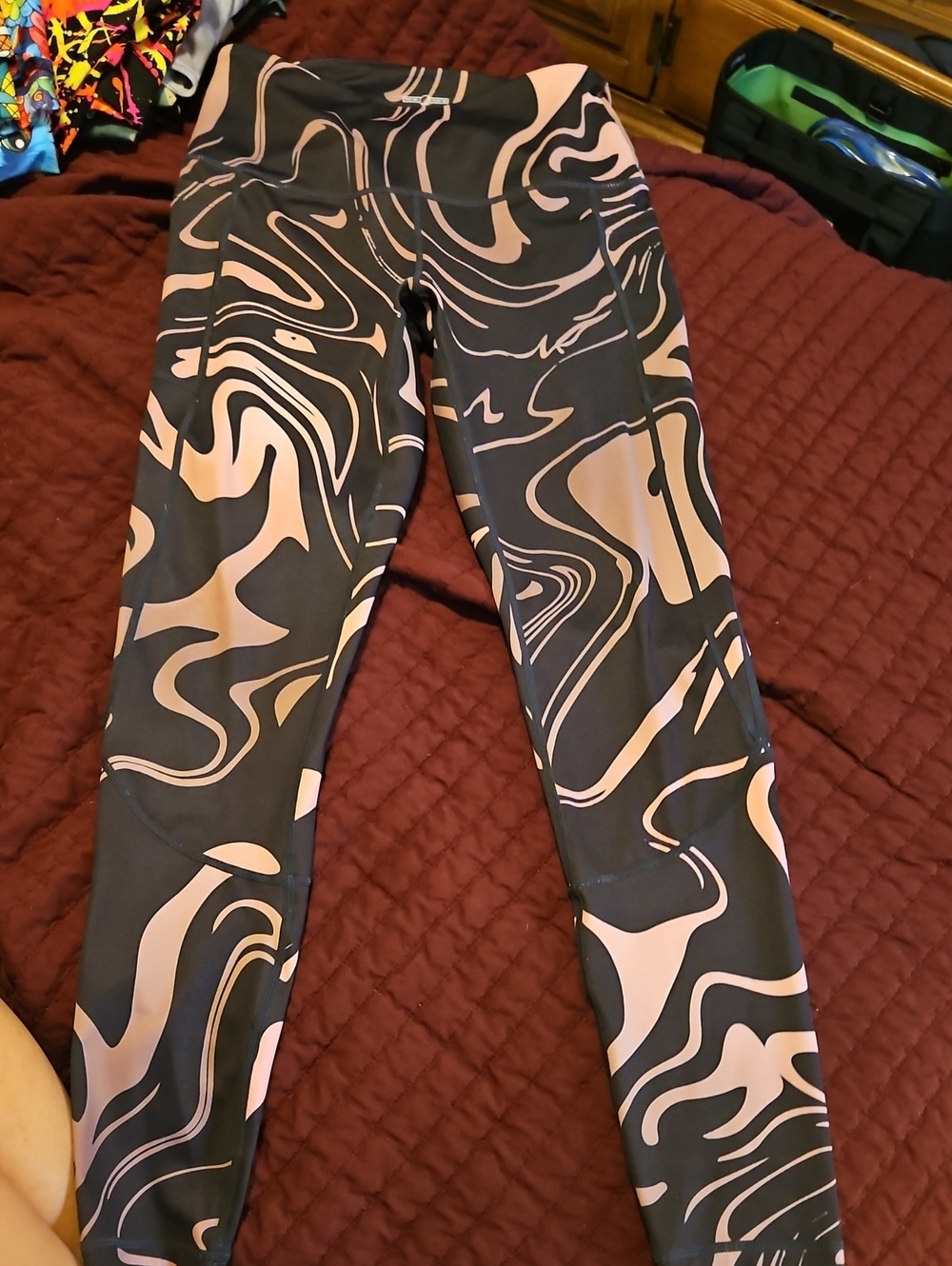 Feed Me Fight Me Black Leggings with Pink Swirl (M)